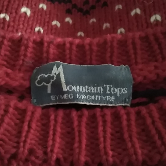 VINTAGE||💯%Wool || Crew Neck Sweater - Picture 4 of 12